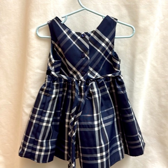 2/$25. - Special Occasion Dress for 24 month old Girl. - Picture 4 of 10